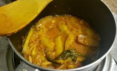 chemmeenum-mangayum-prawns-curry-with-raw-mango-coconut-_002